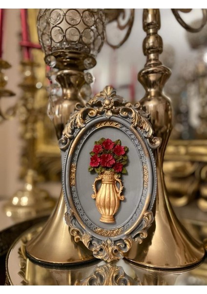 Gri Çerçeve Çiçekli