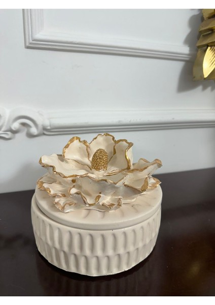 El Yapımı Dekoratif Manolya Kapaklı Kutu