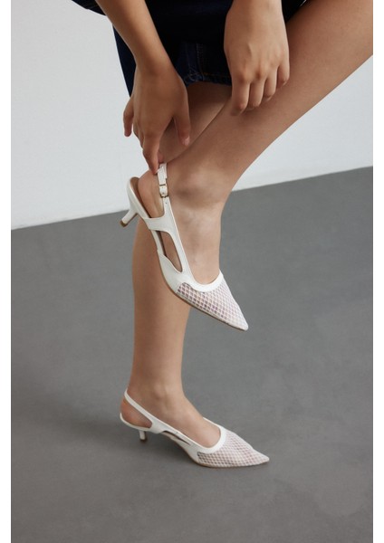 Beyaz Cilt File Detaylı Sivri Burun Kadın Topuklu Ayakkabı fiyatları