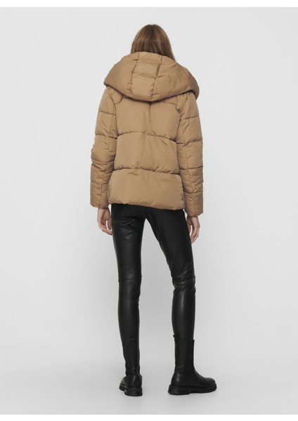 Onlsydney Sara Puffer Jacket cc Otw Toasted Coconut fırsatları