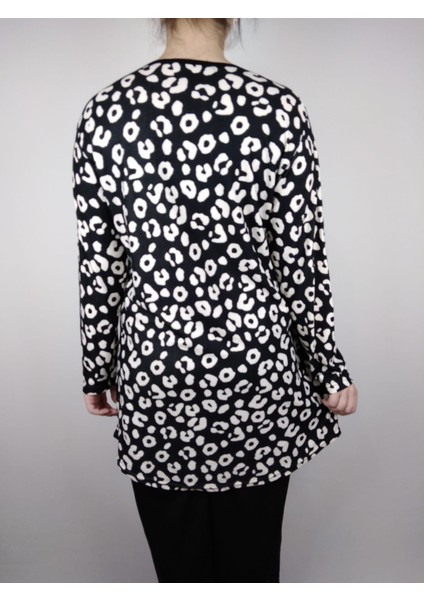 Kadın Siyah Beyaz Bisiklet Yaka Uzun Kollu Süet Yumuşak Kumaş Tunik modelleri