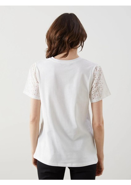 Lcw Comfort Bisiklet Yaka Nakışlı Kadın Tişört (S5) fırsatları