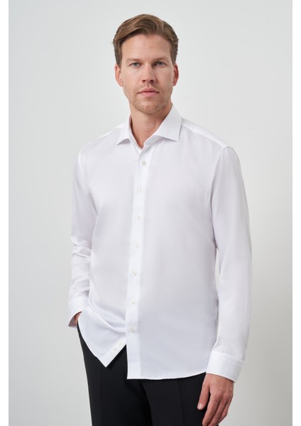 Erkek Beyaz Pamuk Trend Slim Fit Dar Kesim Non Iron Gömlek modelleri