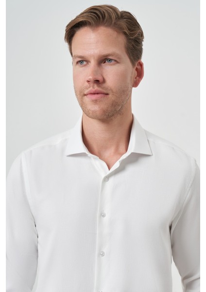 Erkek Kırık Beyaz Slim Fit Italyan Yaka Gömlek modelleri