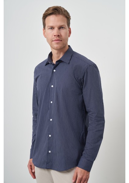 Erkek Lacivert Pamuk Trend Slim Fit Sert Yaka Gömlek