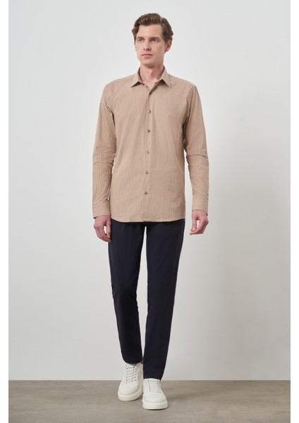 Erkek Bej Pamuk Trend Slim Fit Sert Yaka Gömlek