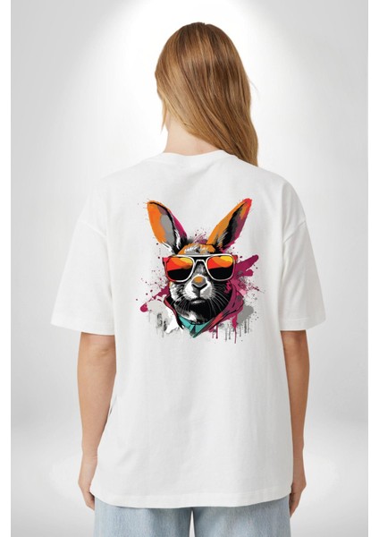 Güneş Gözlüklü Asi Tavşan Beyaz Oversize Kadın Erkek Ön ve Sırt Baskılı Tişört indirimleri