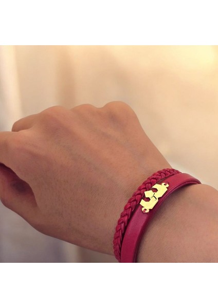 T Harfine Özel 14 Ayar Altın Plakalı Koyu Kırmızı Derili Taç Figürlü Hediye Bileklik-470Harf fırsatları