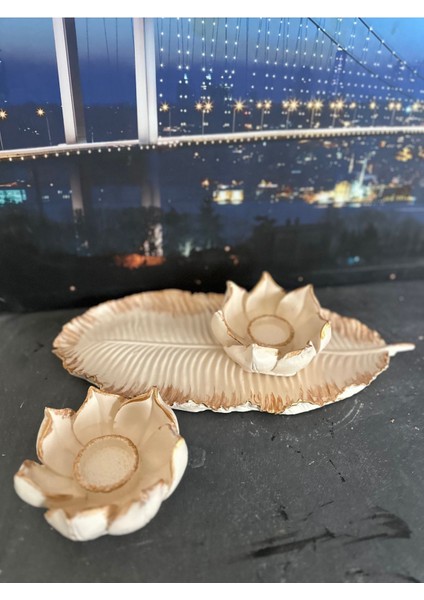 Büyük Lotus Mumluk , Yapraklı Mumluk modelleri