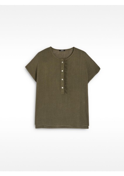 Düğmeli ve Püsküllü Keten Karışımlı T-Shirt