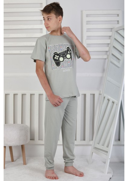 Gamer Console Desenli Kısa Kollu Erkek Çocuk Pijama Takımı fırsatları