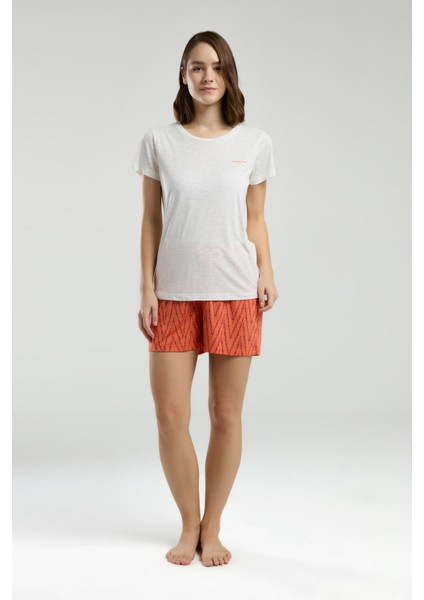 Kadın Beyaz Bisiklet Yaka Kısa Kol Şortlu Pijama Takım fiyatları