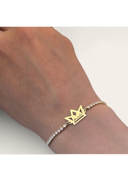 Hande İsmine Özel Beyaz Taş Detaylı Taç Motifli 14 Ayar Altın Plakalı Hediye Bileklik-471İsim fırsatları