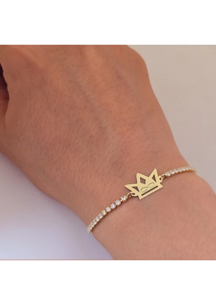 Sonsuz Aşk Temalı Beyaz Taş Detaylı Taç Motifli 14 Ayar Altın Plakalı Hediye Bileklik-471SEMBOL fırsatları