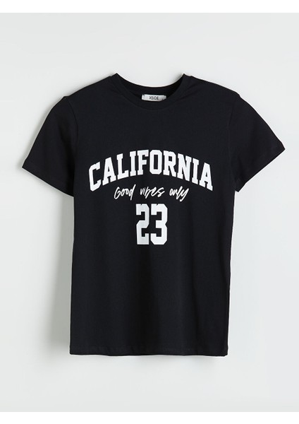 Yeni Sezon Bisiklet Yaka California Baskili Kadin Tisort - S5OU57Z8 indirimleri