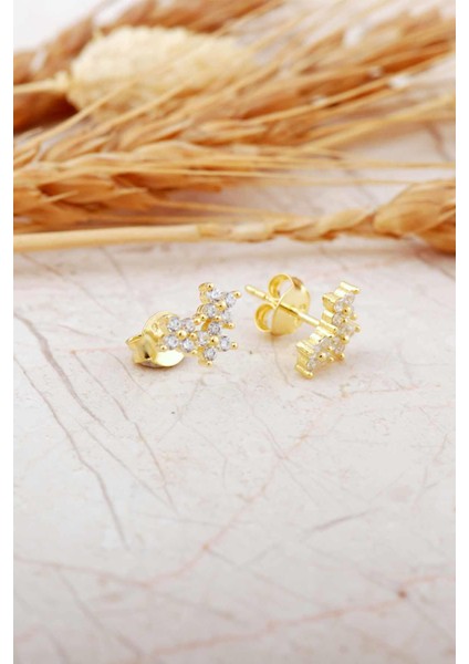 Üçlü Çiçek Altın Kaplama Mini Gümüş Küpe 7381 modelleri