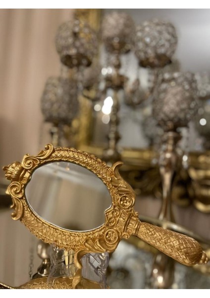 El Aynası , Duvar Askısı Ayna modelleri