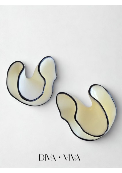 - Monochrome Flow Kadın Küpe modelleri