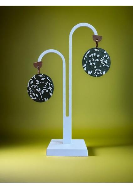 Zeytin Dalı Sallantılı Küpe – Hafif ve Şık El Yapımı Takı modelleri