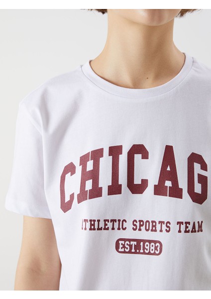 Yeni Sezon Bisiklet Yaka Chicago Baskili Kadin Tisort - S5Q967Z8 modelleri