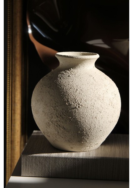 Ekru Dokulu El Yapımı Seramik Vazo Dekoratif Küçük Vazo