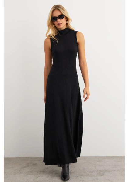 Kadın Siyah Basic Maxi Elbise TF29 modelleri
