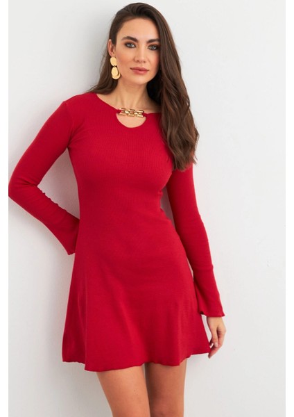 Kadın Kırmızı Yakası Aksesuarlı Mini Elbise FRY2267