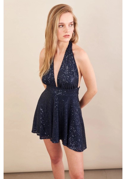 Kadın Lacivert Sırtı Açık Payetli Astarlı Mini Elbise DCF046