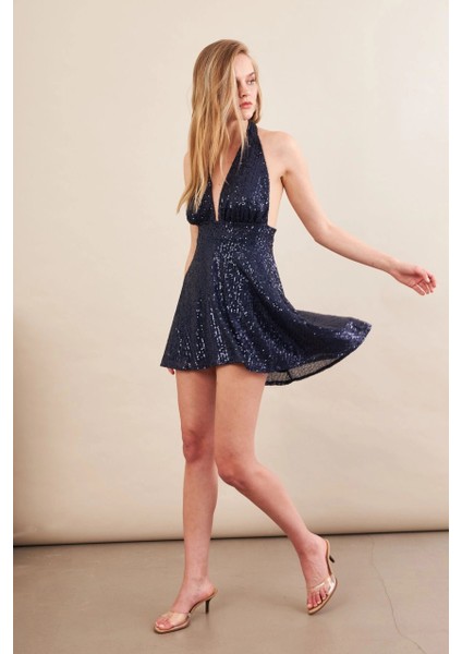 Kadın Lacivert Sırtı Açık Payetli Astarlı Mini Elbise DCF046 fiyatları