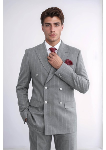 Çizgili Kruvaze Düğme Detaylı Gri Erkek Takım Elbise - Wessi
