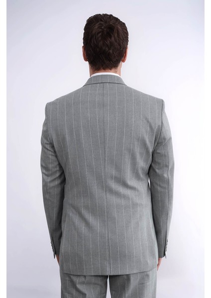 Çizgili Kruvaze Düğme Detaylı Gri Erkek Takım Elbise - Wessi