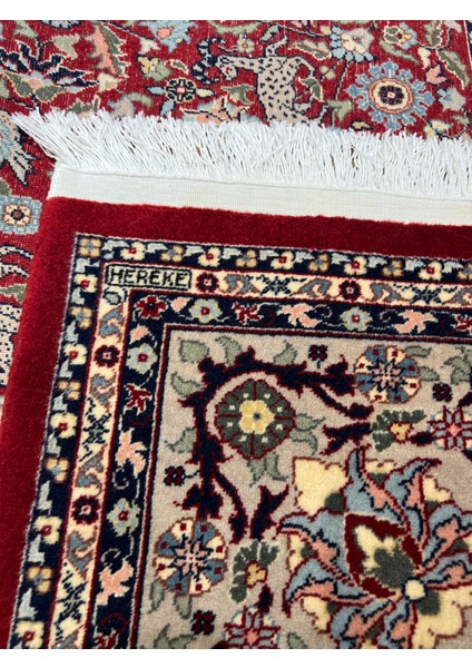 El Dokuma Sümerbank Hereke Halısı Imzalı Muazzam Bir Eser Ebat 315X200 modelleri