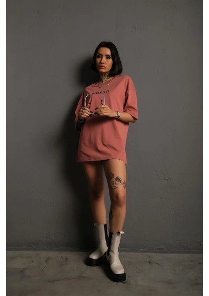 Kadın Sırt Golf Gtı Baskılı Oversize T-Shirt - Gül Kurusu fiyatları