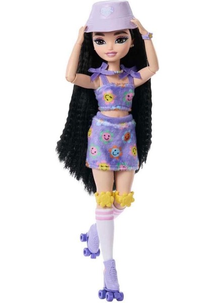 Nessiworld Barbie Dream Besties Paten Partisi Renee Bebek ve Aksesuarlar fiyatları