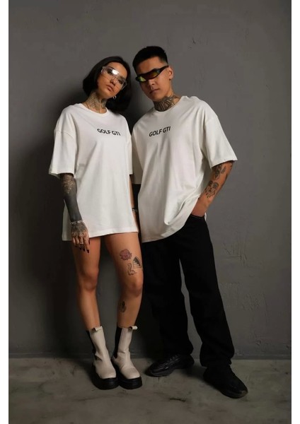 Erkek Sırt Golf Baskılı Oversize T-Shirt - Beyaz