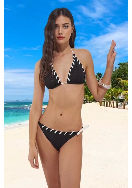 Üçgen Bikini Takımı Hızlı Kuruyan Ergonomik Kesim Su Sporları Için Yaz Koleksiyonu