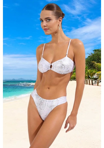 Desenli Parlak Bikini Takımı Şık Detaylı Yüksek Konfor Hızlı Kuruyan Ergonomik Kesim