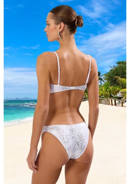 Desenli Parlak Bikini Takımı Şık Detaylı Yüksek Konfor Hızlı Kuruyan Ergonomik Kesim
