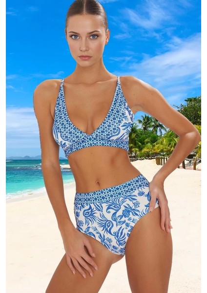 Desenli Üçgen Bikini Takımı Ergonomik Kesim Şık Detaylı Hızlı Kuruyan Su Sporları Için fiyatları