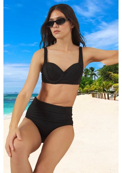 Bikini Takımı Ergonomik Kesim Esnek Kumaş Hızlı Kuruyan Premium Kalite Yaz Koleksiyonu fiyatları