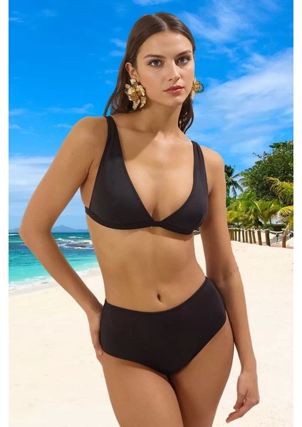 Üçgen Bikini Takımı Klora Dayanıklı Özel Tasarım Yüksek Konfor Esnek Kumaş