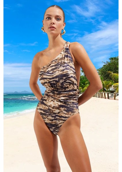 Drape Tek Omuz Mayo Banyo Kıyafeti Ergonomik Kesim Su Sporları Için Yaz Koleksiyonu