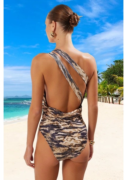 Drape Tek Omuz Mayo Banyo Kıyafeti Ergonomik Kesim Su Sporları Için Yaz Koleksiyonu fiyatları