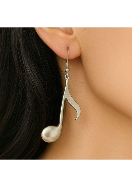 Nota Şekilli Kadın Küpe Çift Adet Gümüş Kaplama El Yapımı Küpe