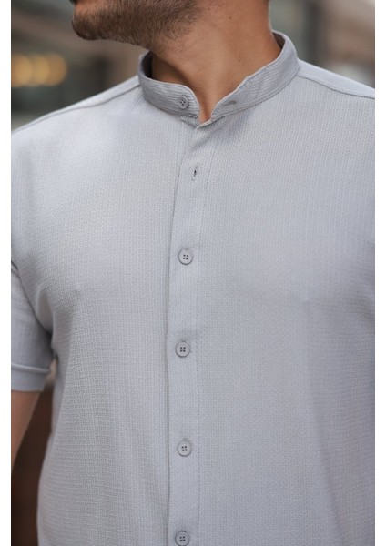 Erkek Hakim Yaka Kısa Kollu Gömlek modelleri