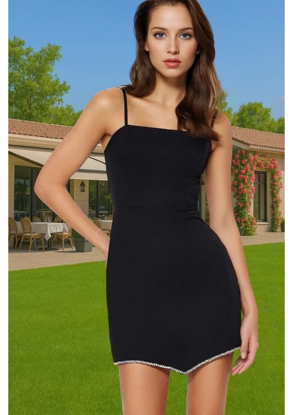 Şık Siyah Mini Abiye Elbise Polyester Karışımlı Dokuma Kumaş Özenle Seçilmiş Günlük Kullanım Için