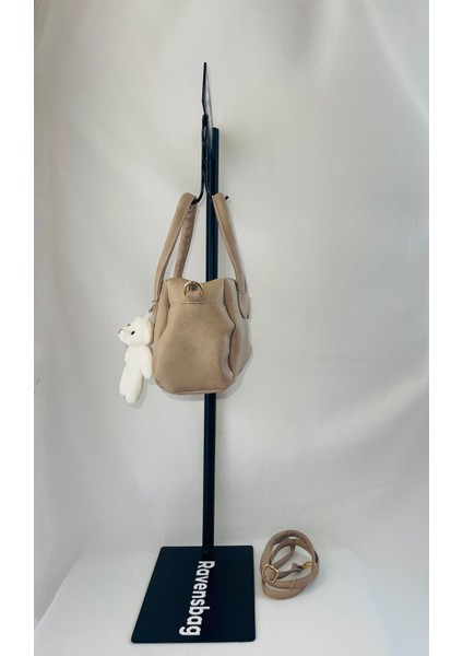 Ayıcıklı El ve Omuz Kadın Çanta modelleri