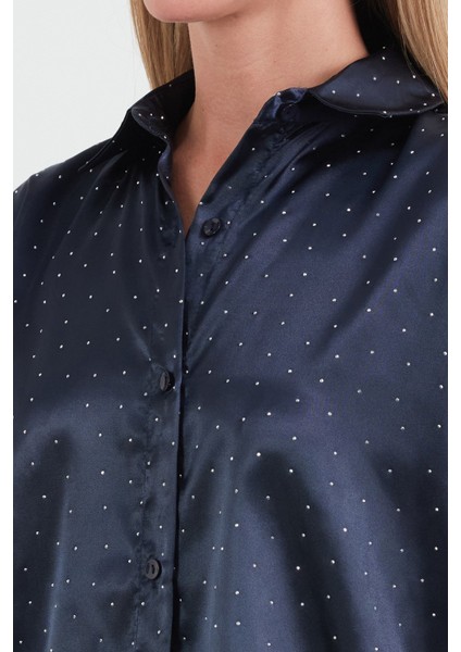 Taşlı Arkası Uzun Saten Gömlek indirimleri