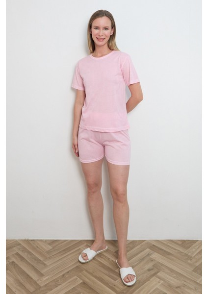 Ince Çizgili Bisiklet Yaka Şortlu Pijama Takımı