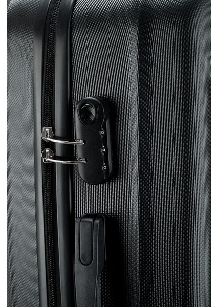 Erkek Siyah Kilitlenebilir Büyük Boy Bavul B008113 indirimleri